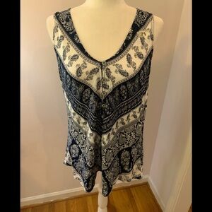 Knox Rose black/white tunic, size M